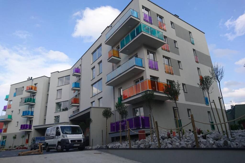 Komfortowy Nowoczesny Apartament Kustronia Z Garazem Balkonem Wanna Bielsko-Biała Kültér fotó
